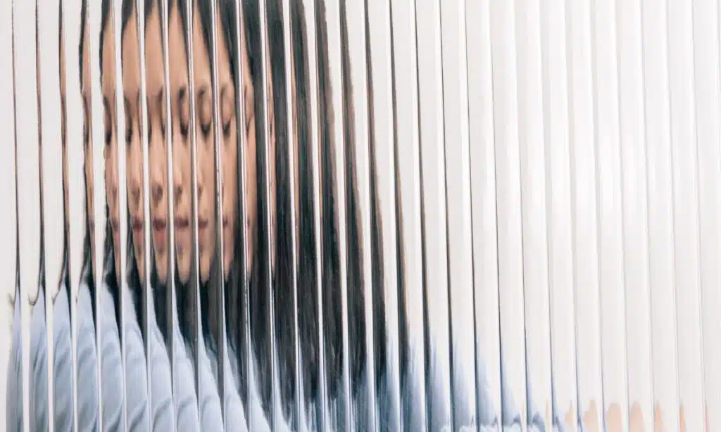 Depresión reactiva: Qué es, síntomas y tratamiento